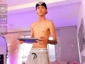 Chaturbate Free Live Porn of lennercollins_