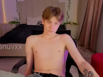 Chaturbate Live Sex Cam of louie_evans