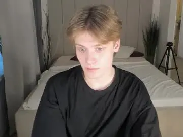 Chaturbate Sex Cam of louie_evans