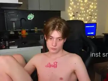 Chaturbate Best live sex cam show of louie_evans