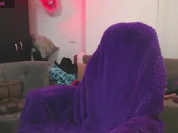 Chaturbate Adult Webcam of maddiie_and_clyde