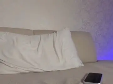 Chaturbate Live Sex Cam of vaioletgirl_1