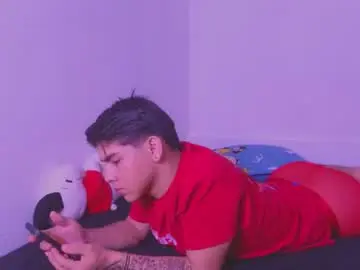 Chaturbate Sex Cam of josethariaz25