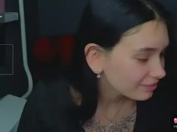 Chaturbate Live Porn of mella_freya