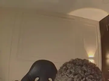 Chaturbate Watch Live Sex Cams of nathan_shimmer