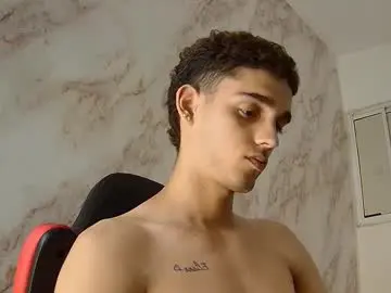 Chaturbate Free Live Porn of nathan_shimmer