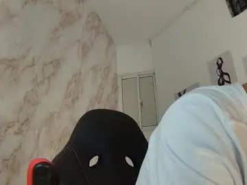 Chaturbate Watch Live Sex Cams of nathan_shimmer