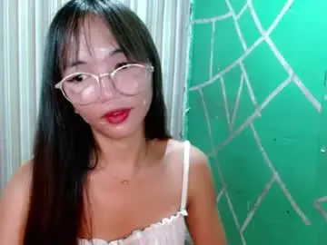 Chaturbate Nude Webcam of nina_mochikiss21