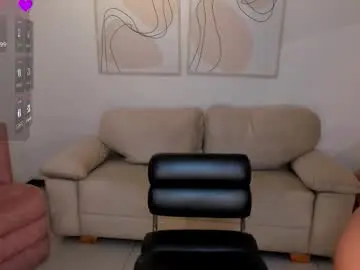 Chaturbate Live Sex Cam of ambarowens