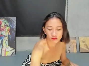 Chaturbate Live Sex Cam of bellalovesherfellas