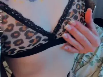 Chaturbate Adult Video Chat of glowhub_