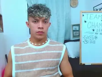 Chaturbate Sex Cam of lucas_luxx1