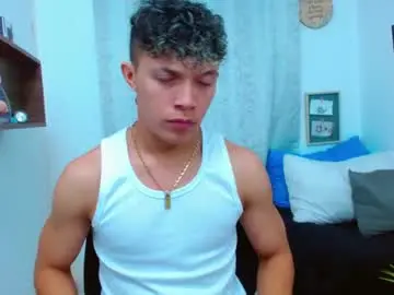 Chaturbate Free Live Porn of lucas_luxx1