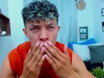 Chaturbate Live Sex of lucas_luxx1