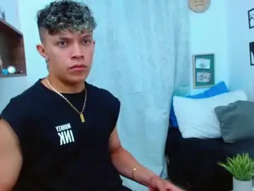 Chaturbate Live Sex of lucas_luxx1