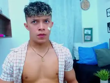 Chaturbate Live Porn of lucas_luxx1