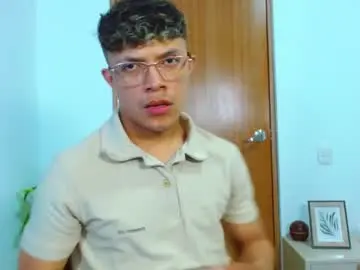 Chaturbate Live Porn of lucas_luxx1