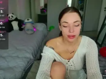 Chaturbate Free Live Porn of meow_moore