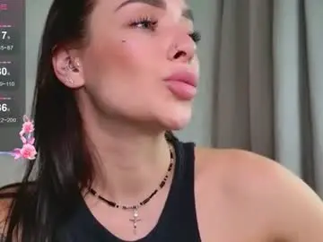 Chaturbate Live Sex Cam of meow_moore
