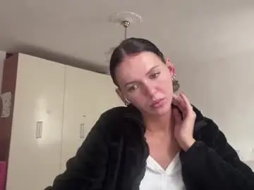 Chaturbate Live Sex Cam of arlynenemani