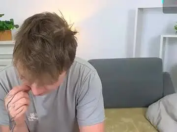 Chaturbate Adult Video Chat of ollistiw