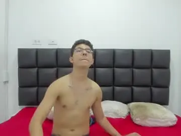 Chaturbate Live Sex Cam of brahian_star