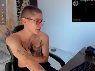 Chaturbate Live Sex Cam of jhonleving