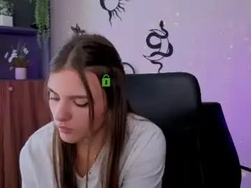 Chaturbate Live Sex Cam of naomi_perl