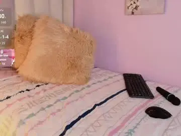 Chaturbate Live Sex Cam of caylin_jordan