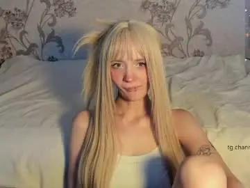 Chaturbate Live Sex Cam of elizabethbritanny