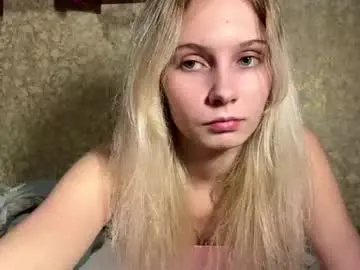 Chaturbate Sex Cam of deedeemichelotti
