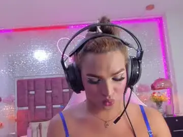 Chaturbate Free Live Porn of kylievictoria_