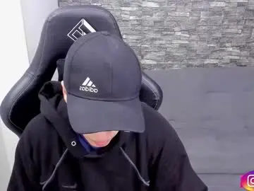 Chaturbate Watch Live Sex Cams of mathew_wolf4