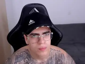 Chaturbate Private Sex Chat of mathew_wolf4
