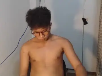 Chaturbate Sex Cam of naughtyhot_star19