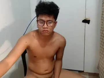 Chaturbate Live Sex Cam of naughtyhot_star19
