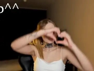 Chaturbate Live Sex Cam of streis_mua