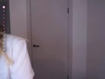 Chaturbate Sex Chat of zara_shine