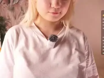 Chaturbate Free Live Porn of zara_shine