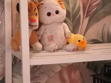Chaturbate Watch Live Sex Cams of zara_shine