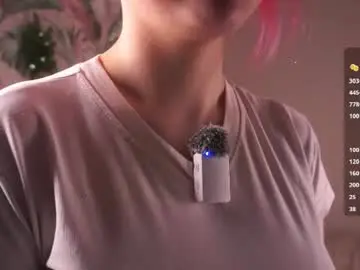 Chaturbate Best live sex cam show of zara_shine