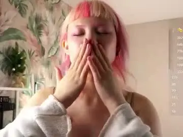 Chaturbate Free Live Porn of zara_shine