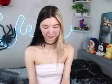 Chaturbate Live Porn of emmie_everly