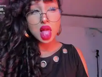 Chaturbate Sex Cam of heka_prudence