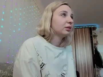 Chaturbate Live Sex Cam of lollove24