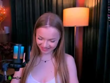 Chaturbate Adult Video Chat of maddy_moah