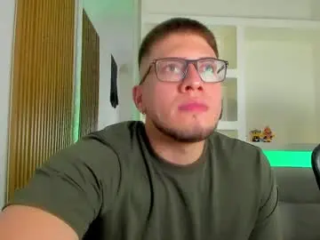 Chaturbate Live Sex Cam of sebastianmaximoff_