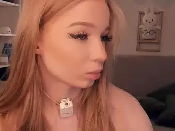 Chaturbate Adult Webcams of shiningdawn