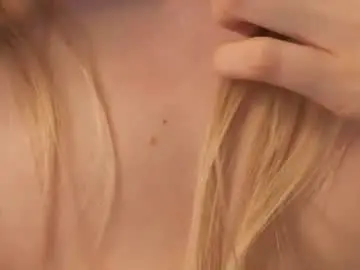 Chaturbate Adult Webcams of shiningdawn