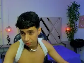 Chaturbate Best live sex cam show of alexvance_